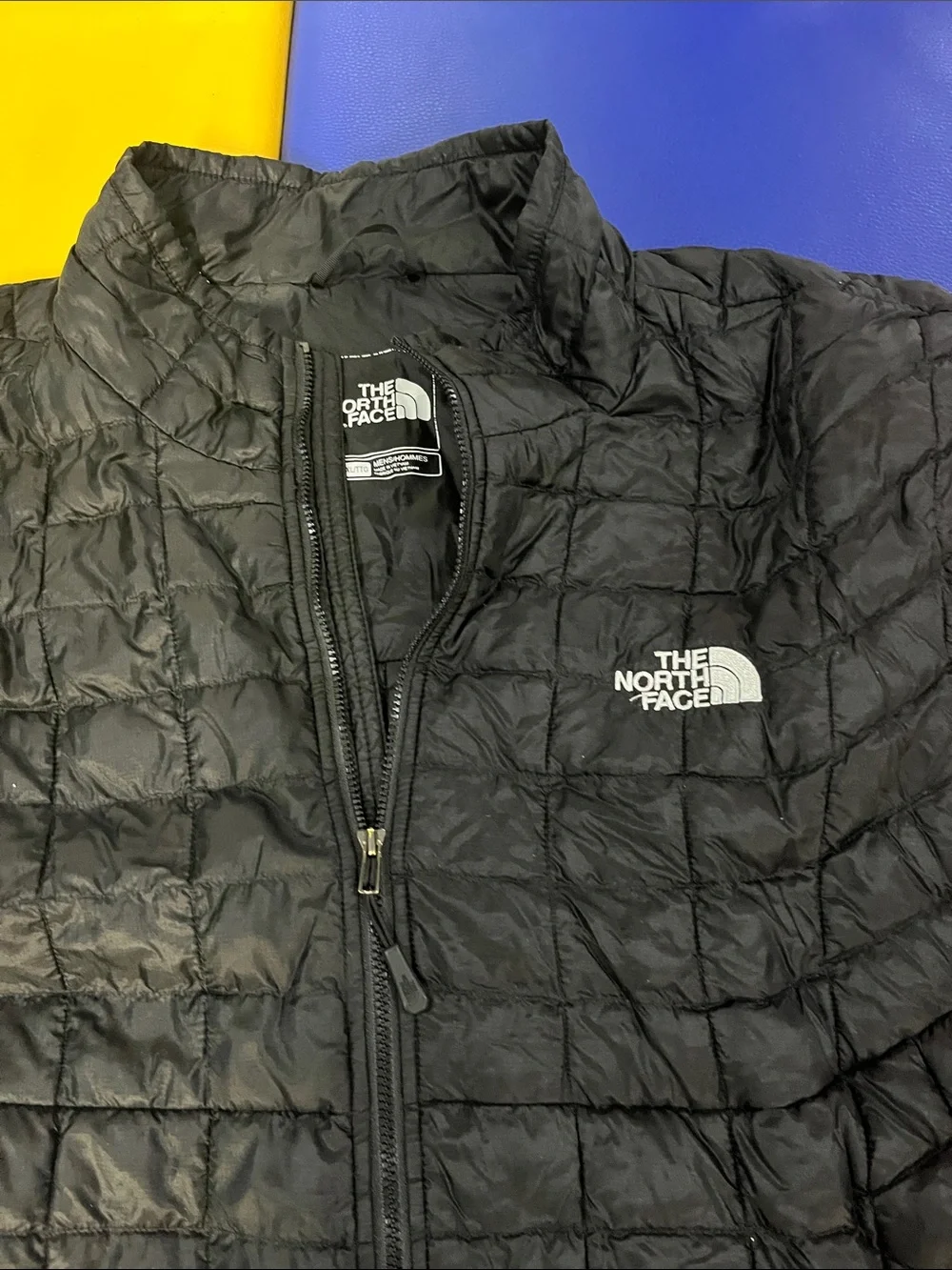 The Northern Face Black Quilted Packable Jacket Thermoball great older style XXL